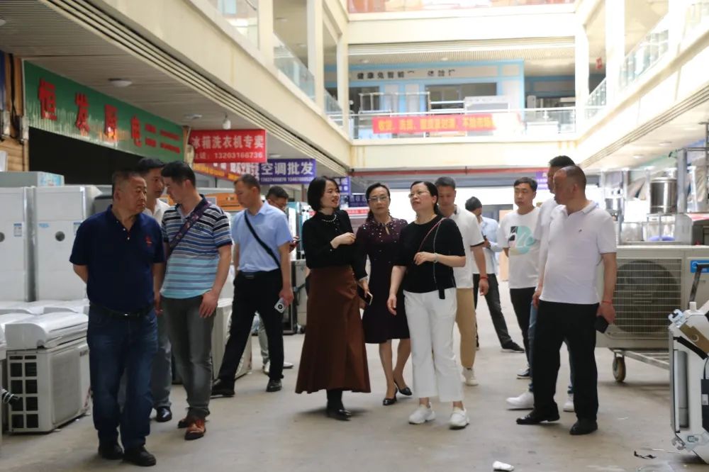 湖南省家具行業(yè)協(xié)會,家具行業(yè)協(xié)會,家具行業(yè) 湖南省家具行業(yè)協(xié)會,家具行業(yè)協(xié)會,家具行業(yè)